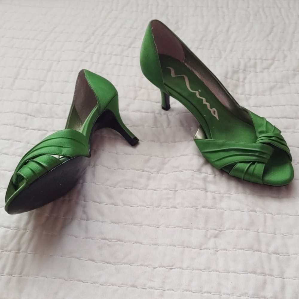 Shoes - Picture 2 of 2